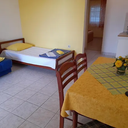 1 Kristinka Gujinovic Apartamento Gradac (Split-Dalmatia)